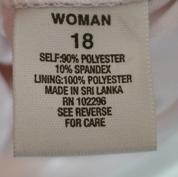 Dress Barn Peplin Layer Dress.   Beautiful floral pattern.  Size 18.  EUC - Picture 4 of 5